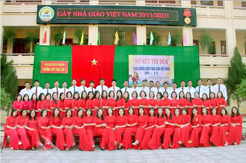 Trường THPT Hậu Lộc 2: 40 năm trang sử tự hào