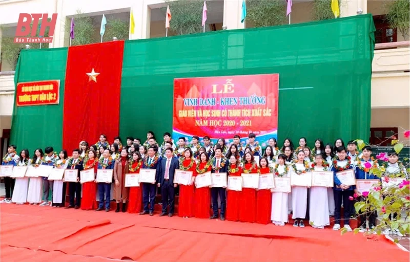 Trường THPT Hậu Lộc 2: 40 năm trang sử tự hào