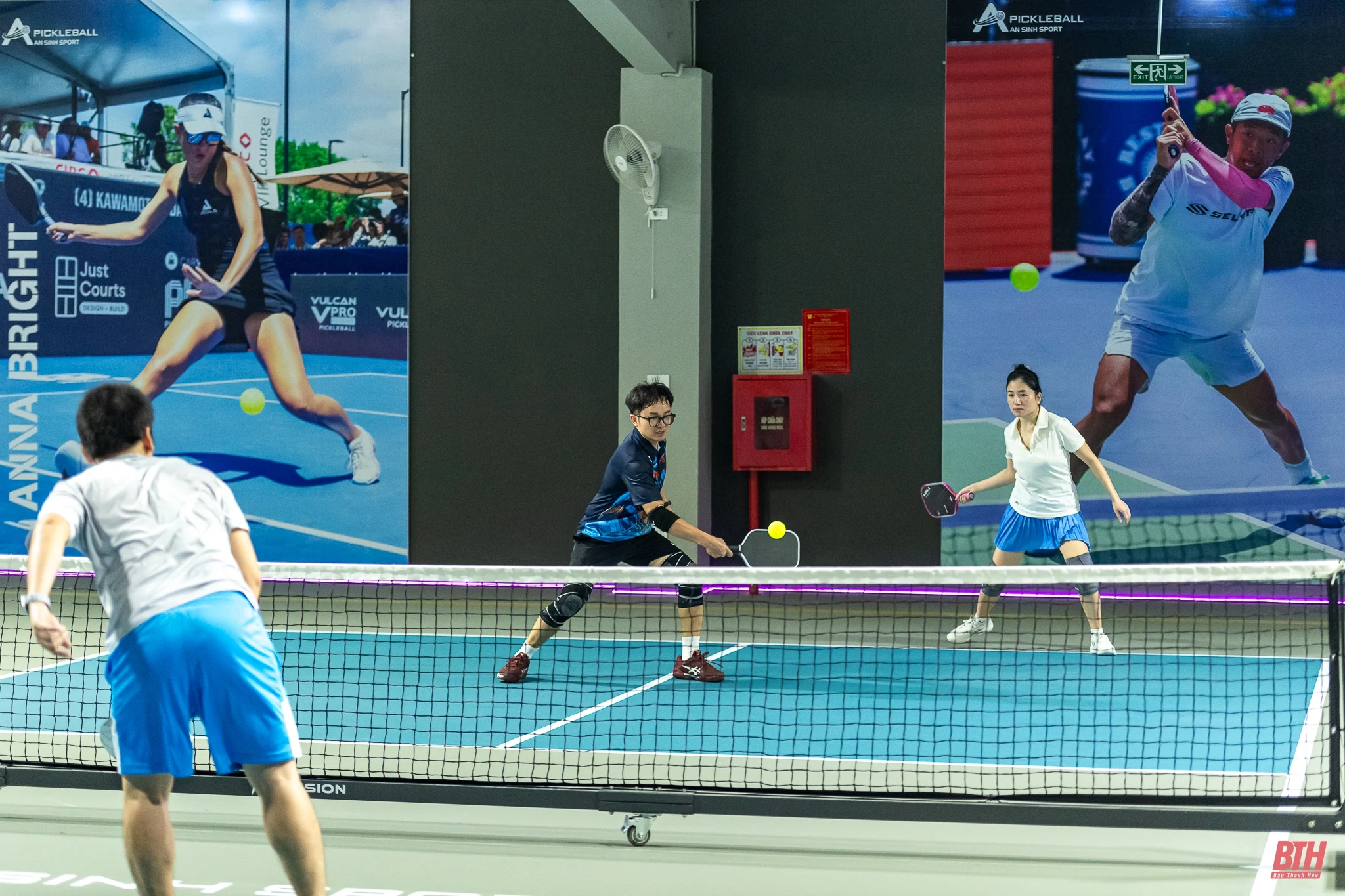 Pickleball - môn thể thao “sắm” vai kết nối cộng đồng