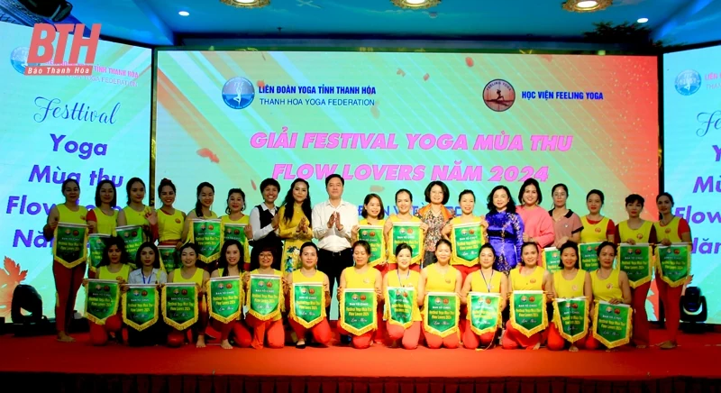 Gần 600 VĐV tham gia Giải Festival Yoga mùa thu Flow Lovers năm 2024