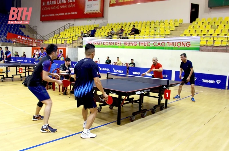 Gần 400 VĐV tranh tài tại Giải bóng bàn TP Thanh Hóa mở rộng 2024