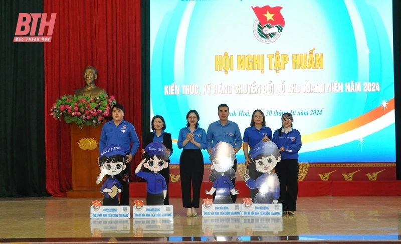 Tập huấn kiến thức, kỹ năng chuyển đổi số cho thanh niên
