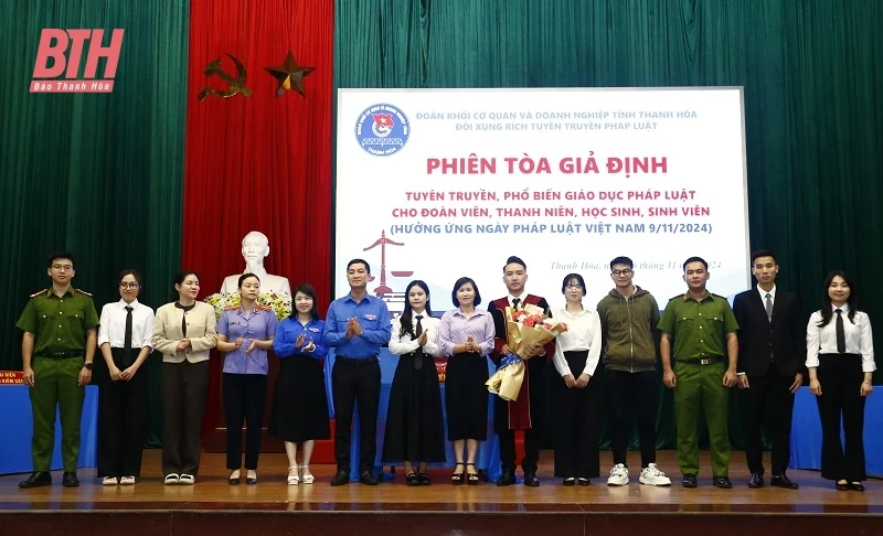 “Phiên tòa giả định” tuyên truyền pháp luật về phòng, chống bạo lực học đường cho học sinh, sinh viên