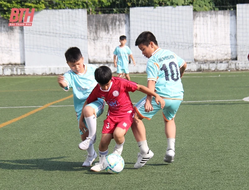 Khai mạc Giải bóng đá Nhi đồng TP Thanh Hóa lần thứ XIX - Cúp FLBC năm 2024