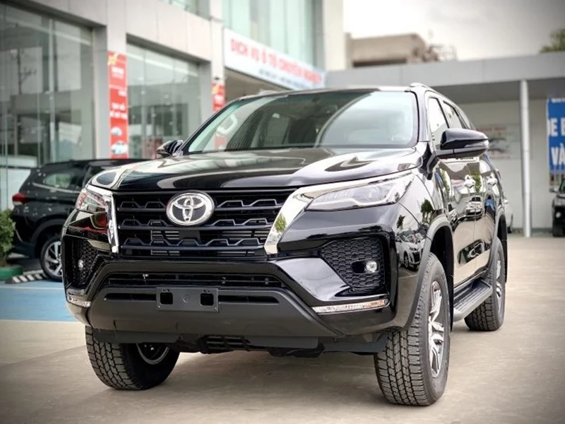 Tài chính dưới 1 tỷ đồng, nên chọn dòng SUV nào sang, xịn