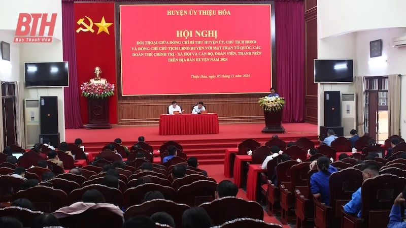 Lãnh đạo huyện Thiệu Hóa đối thoại với MTTQ, các đoàn thể chính trị - xã hội và cán bộ, đoàn viên, thanh niên