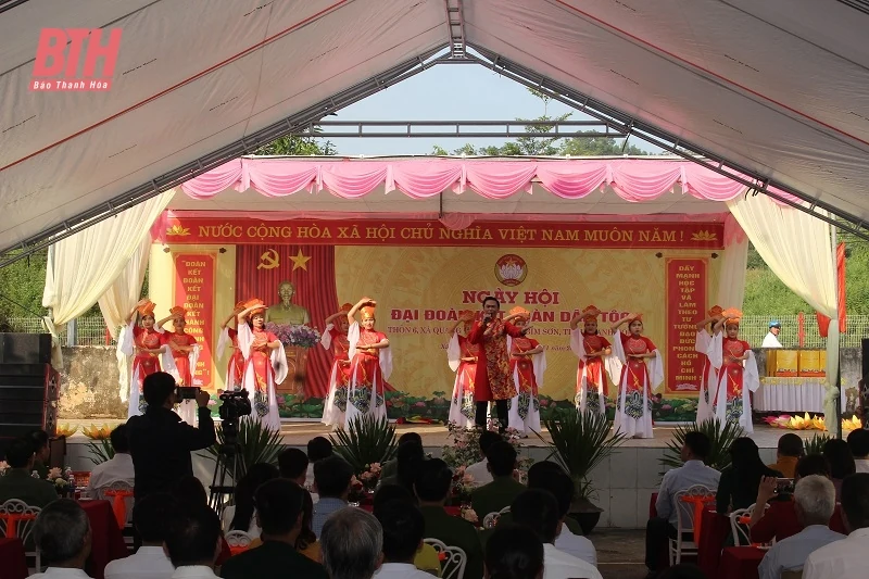 Giám đốc Công an tỉnh Trần Phú Hà dự Ngày hội Đại đoàn kết toàn dân tộc tại thị xã Bỉm Sơn