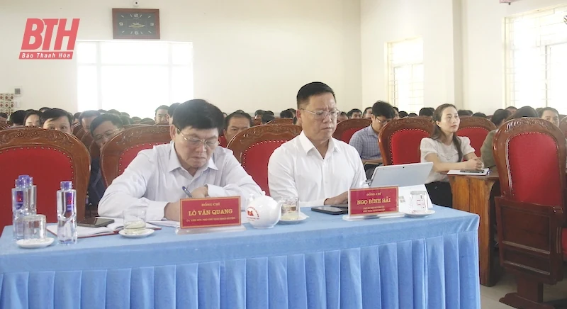 Đại biểu HĐND tỉnh tiếp xúc cử tri huyện Bá Thước