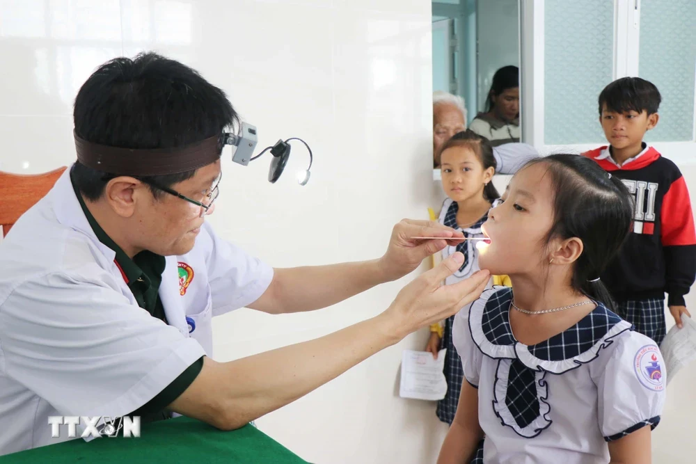 Sửa đổi, bổ sung nhiều chính sách thuận lợi cho người m88 the thao BHYT