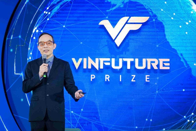 Nhà khoa học VinFuture: “AI thông minh hơn là an toàn hơn”