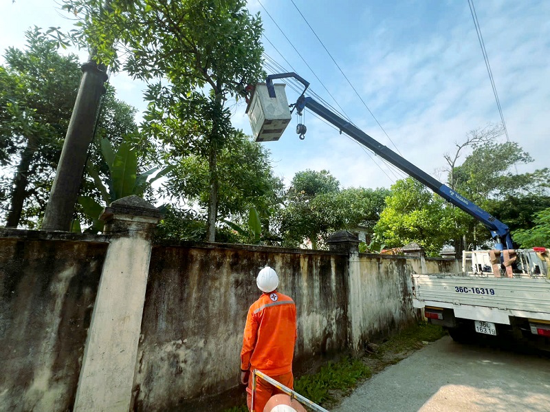 Điện lực TP Sầm Sơn chú trọng nâng cao chất lượng dịch vụ khách hàng