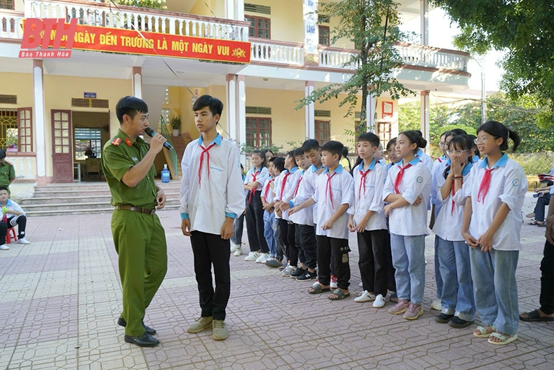 “Đẩy lùi” bạo lực học đường