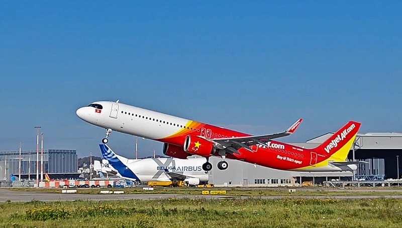 Vietjet tiếp tục nhận tàu bay mới những tháng cuối năm 2024, mở rộng đội tàu bay hiện đại