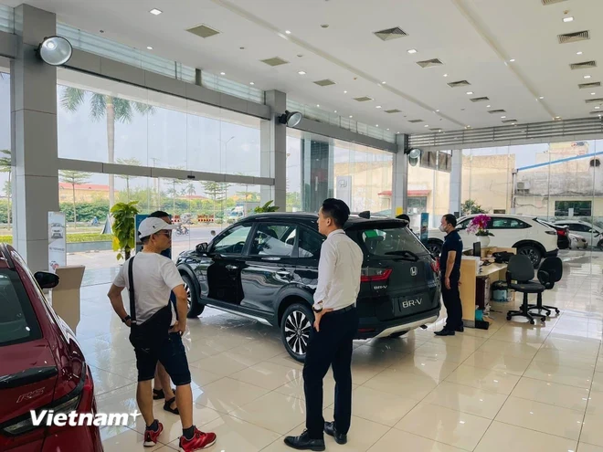 Thị trường ôtô sau khi hết chính sách giảm lệ phí trước bạ