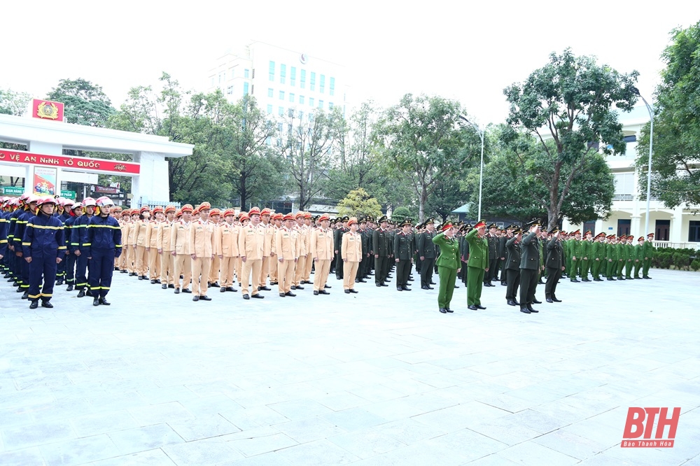 Công an Thanh Hóa ra quân tấn công, trấn áp tội phạm, bảo đảm ANTT Tết Nguyên đán Ất Tỵ 2025