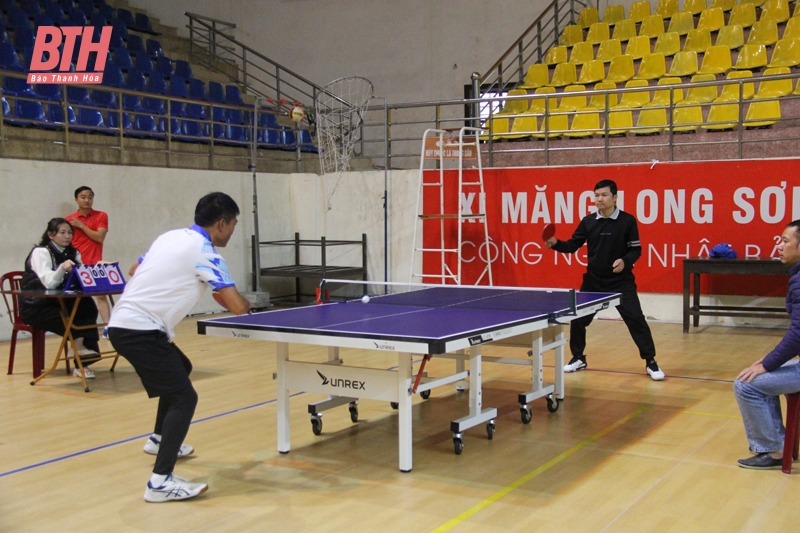 Sôi nổi Giải bóng bàn, cầu lông, pickleball Chào mừng 80 năm Ngày thành lập Quân đội Nhân dân Việt Nam 22/12