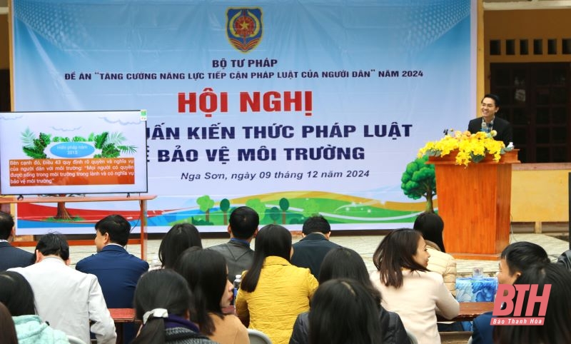 Gần 300 học sinh được phổ biến kiến thức pháp luật về bảo vệ môi trường