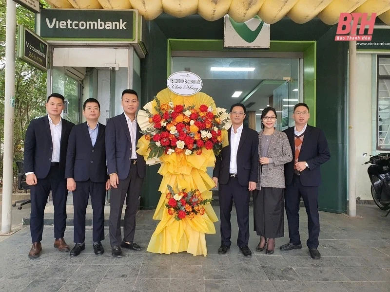 Vietcombank thay đổi chi nhánh quản lý Phòng giao dịch Đông Vệ và Phòng giao dịch Quảng Xương