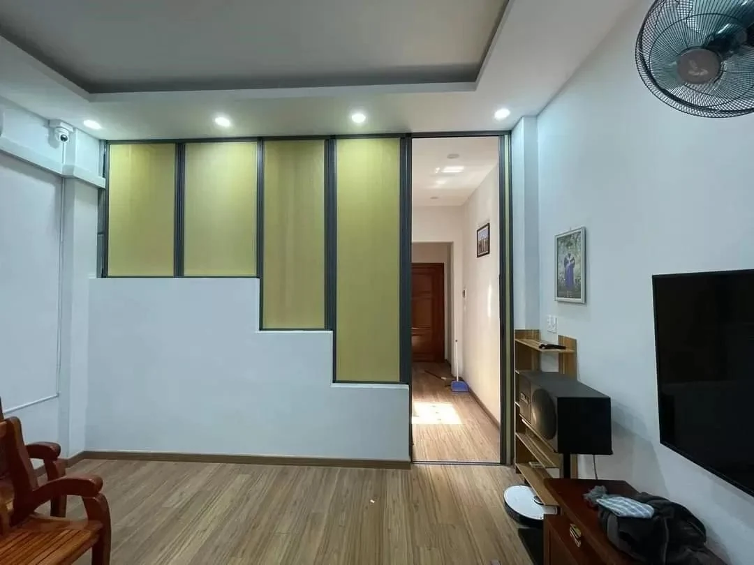 House Phát House: Thương hiệu rèm tổ ong ngăn phòng uy tín, chất lượng cao