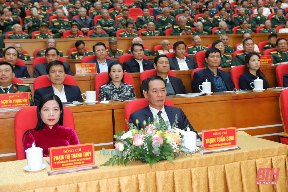 Gặp mặt cán bộ Quân đội, Công an nghỉ hưu, Anh hùng LLVT Nhân dân nhân dịp kỷ niệm 80 năm Ngày thành lập Quân đội Nhân dân Việt Nam