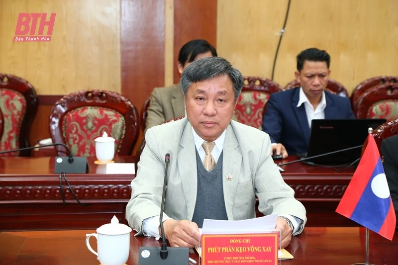 Giao ban công tác đất liền giữa 2 tỉnh Thanh Hoá - Hủa Phăn