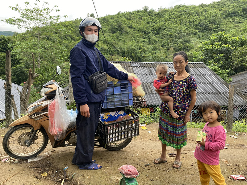 Những “cửa hàng hai sọt ở vùng cao