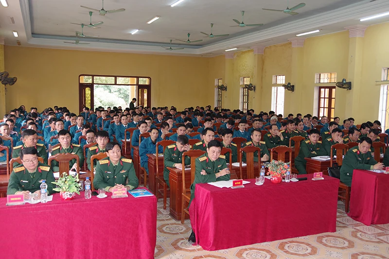 Tập huấn công tác Dân quân tự vệ; giáo dục Quốc phòng, an ninh năm 2025