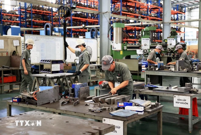 Thủ tướng Chính phủ: Phấn đấu tăng trưởng kinh tế hai con số năm 2025