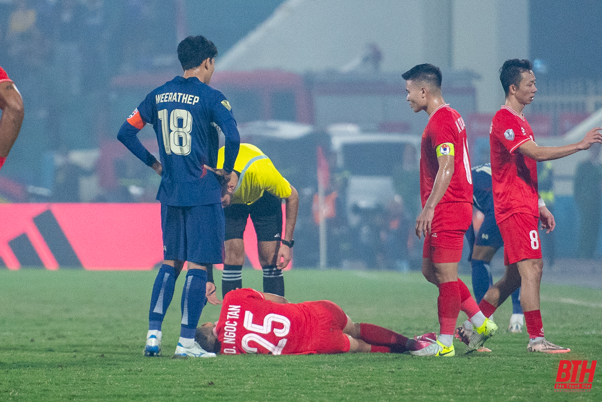 HLV Kim Sang Sik: Doãn Ngọc Tân là cầu thủ rất đặc biệt