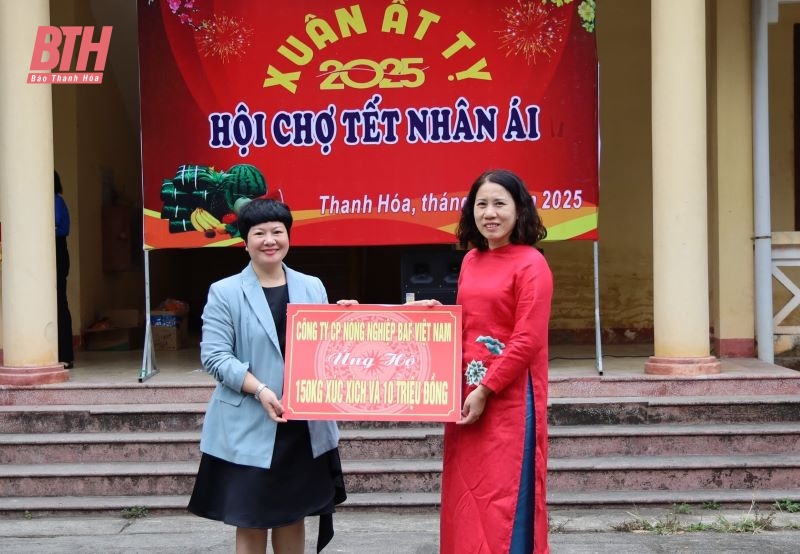 “Hội chợ tết nhân ái” mang món quà xuân ý nghĩa đến học sinh có hoàn cảnh khó khăn