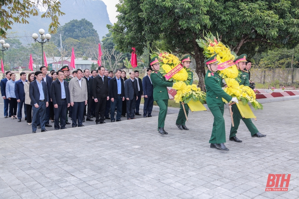 Phó Bí thư Tỉnh ủy Trịnh Tuấn Sinh kiểm tra sản xuất, đời sống Nhân dân huyện Ngọc Lặc