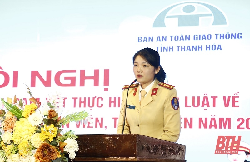 Đoàn Khối Cơ quan và Doanh nghiệp tỉnh trao quà cho 82 đoàn viên, học sinh, sinh viên có hoàn cảnh khó khăn