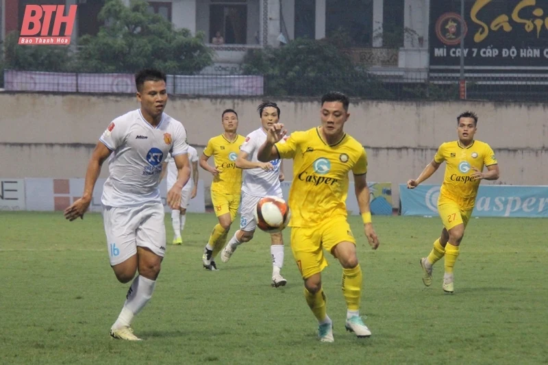 Đông Á kèo nhà cái m88 – Thép Xanh Nam Định: Nóng bỏng cuộc đại chiến cho ngôi đầu!