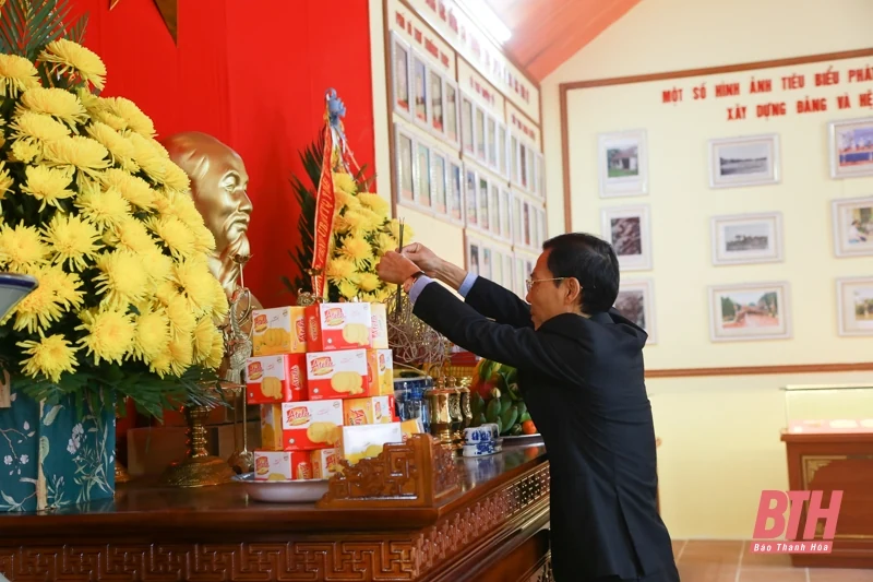 Phó Chủ tịch UBND tỉnh Đầu Thanh Tùng kiểm tra sản xuất, đời sống Nhân dân huyện Như Xuân