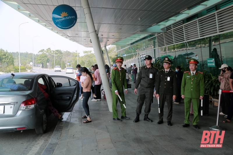 Thực hiện cao điểm bảo đảm trật tự, an toàn giao thông dịp Tết Nguyên đán Ất Tỵ và Lễ hội xuân năm 2025