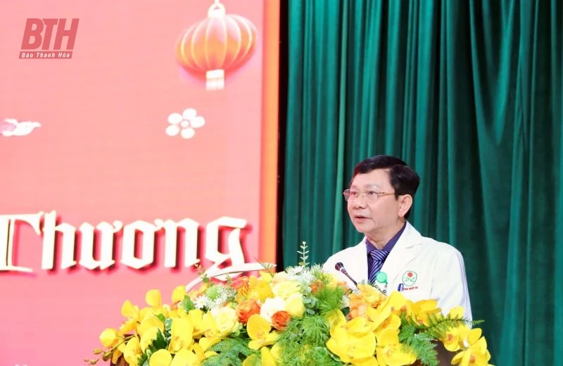 “Xuân ấm áp - Tết yêu thương” cho bệnh nhân tại Bệnh viện Ung bướu Thanh Hóa
