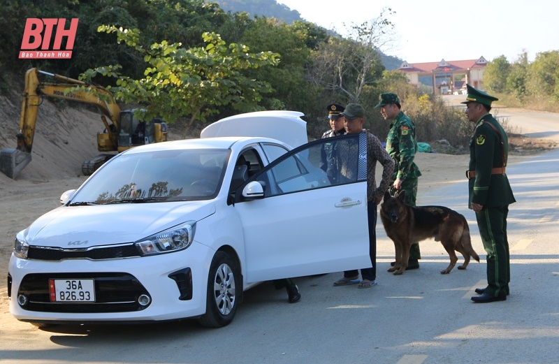 Tăng cường kiểm soát người và phương tiện qua Cửa khẩu Quốc gia Tén Tằn