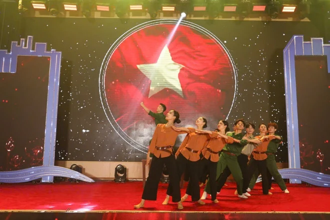link đăng nhập m88 Lê Thế Song: Tinh hoa văn hóa dân tộc là kim chỉ nam trong sáng tạo