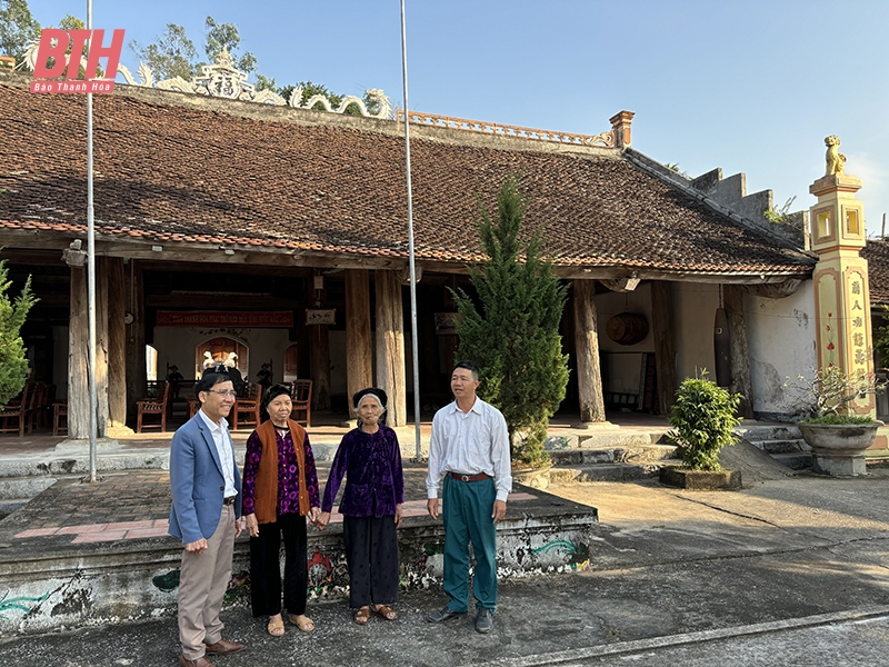 Bâng khuâng làng cổ