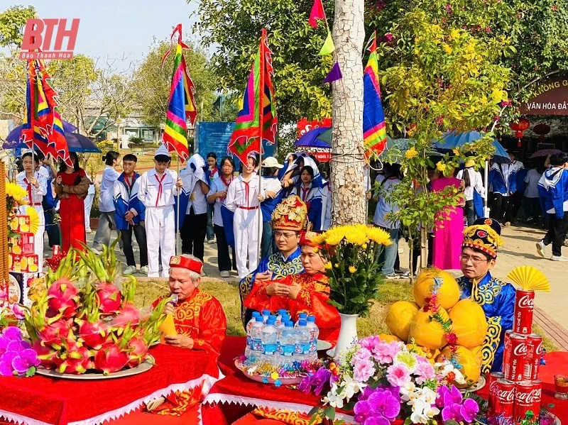 Lễ dựng cây nêu ngày Tết tại Di sản văn link đăng nhập m88 thế giới Thành nhà Hồ