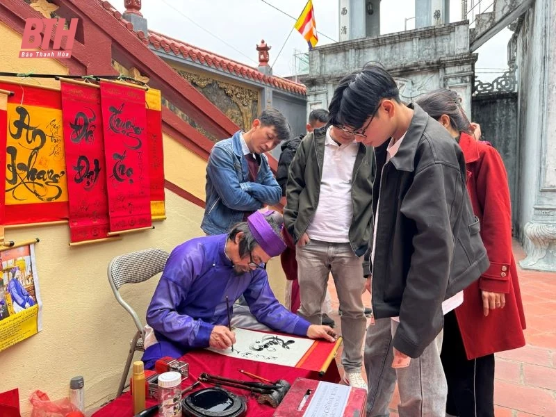 Vui tết, đón xuân với các hoạt động văn link m88, giải trí trên địa bàn TP Thanh link m88