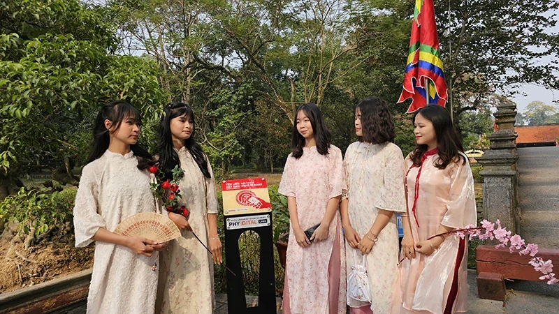 Check-in “Yêu lắm Việt Nam” tại Thanh link đăng nhập m88 để khám phá và sáng tạo văn link đăng nhập m88