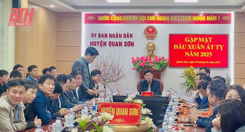 Nêu cao tinh thần trách nhiệm ngay từ ngày làm việc đầu năm