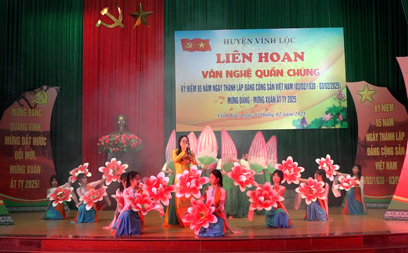 Vĩnh Lộc liên hoan văn nghệ quần chúng mừng Đảng, mừng Xuân