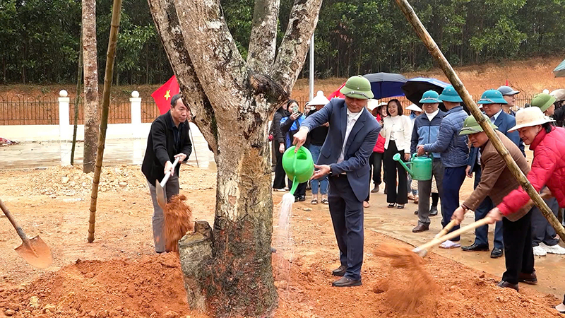 Như Xuân: Phát động “Tết trồng cây đời đời nhớ ơn Bác Hồ” Xuân Ất Tỵ năm 2025 khoảng 120.000 cây xanh