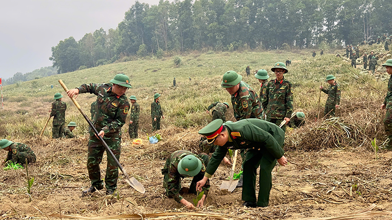 Sư đoàn 390, Quân đoàn 12 tổ chức Lễ phát động Tết trồng cây đầu Xuân Ất Tỵ