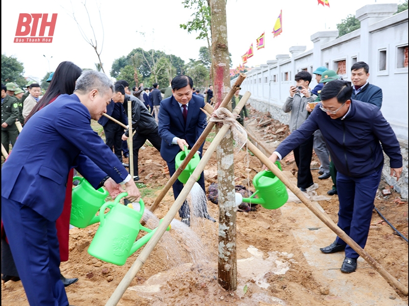 Thị xã Nghi Sơn phấn đấu trồng hơn 200.000 cây xanh dịp Tết trồng cây Xuân Ất Tỵ 