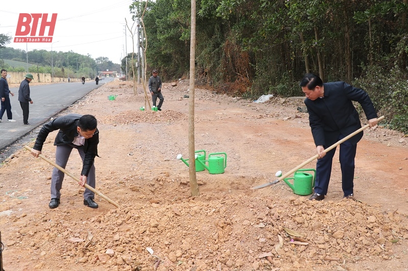 Thị xã Bỉm Sơn phát động Tết trồng cây đời đời nhớ ơn Bác Hồ Xuân Ất Tỵ 2025