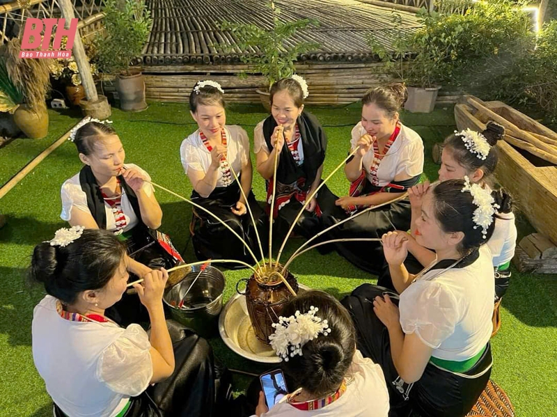 Quan Hóa - vùng đất giàu tiềm năng phát triển “ngành công nghiệp không khói” (Bài 1): Điểm đến hấp dẫn của du lịch cộng đồng, du lịch khám phá trải nghiệm