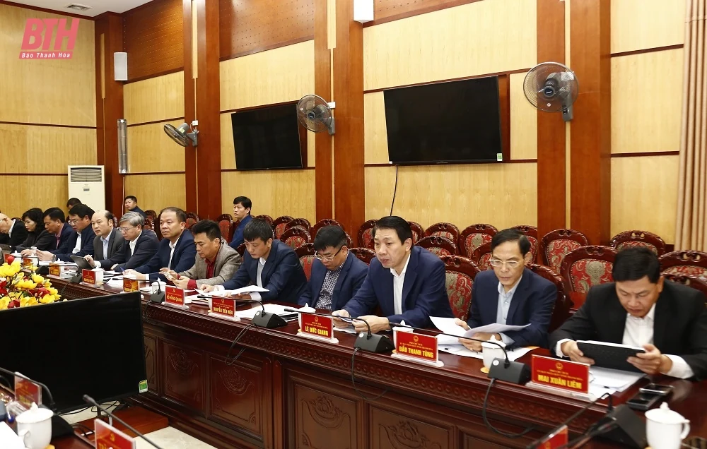 Thảo luận cho ý kiến về việc sắp xếp tổ chức các cơ quan chuyên môn cấp m88 trang chủ, huyện, cơ quan trực thuộc UBND m88 trang chủ